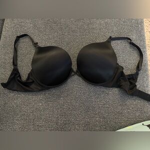 Victoria's Secret Black Bombshell Plunge Bra